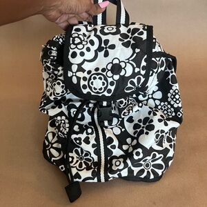 Lesportsac Black White Floral Drawstring Flap Snap Buckle Closure Medium Size